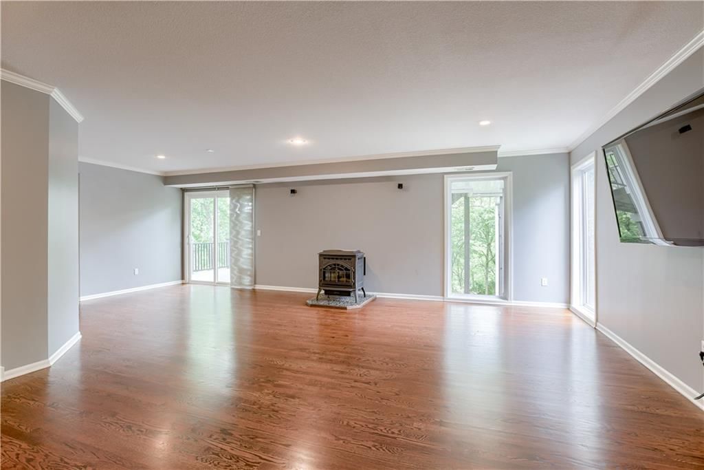 6764 Longview Road — photo 39