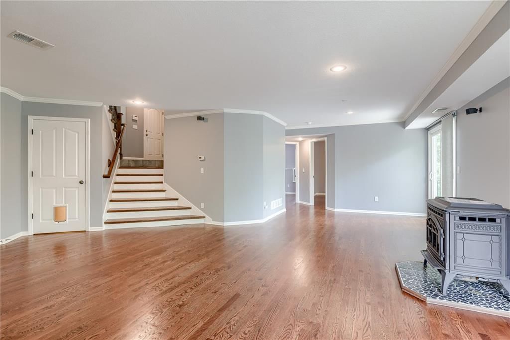 6764 Longview Road — photo 40
