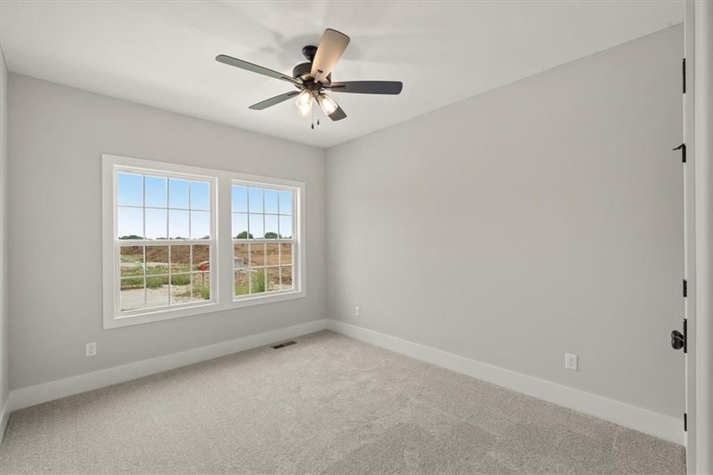 Photo 30 of 37 - 4027 NE Sagamore Drive