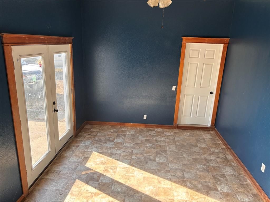 21177 SW Missouri Road — photo 11