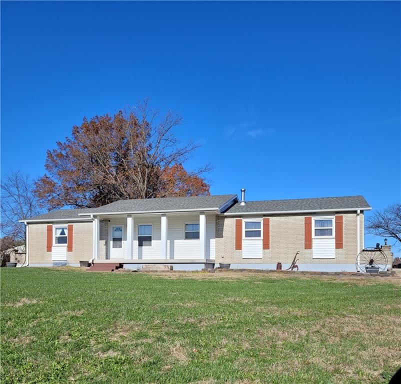 195 SE 250 Road, Warrensburg, MO
