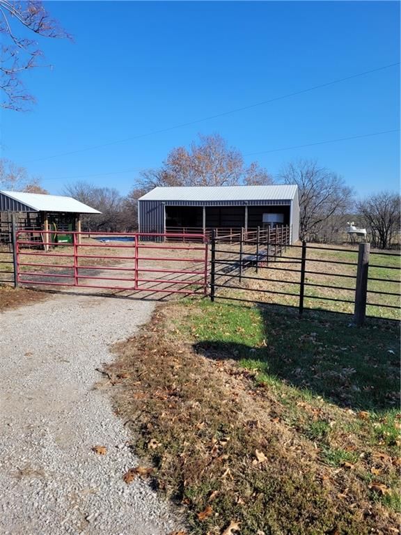 195 SE 250 Road — photo 4