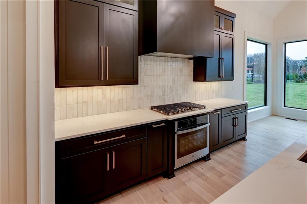 3903 W 84th Terrace — photo 30