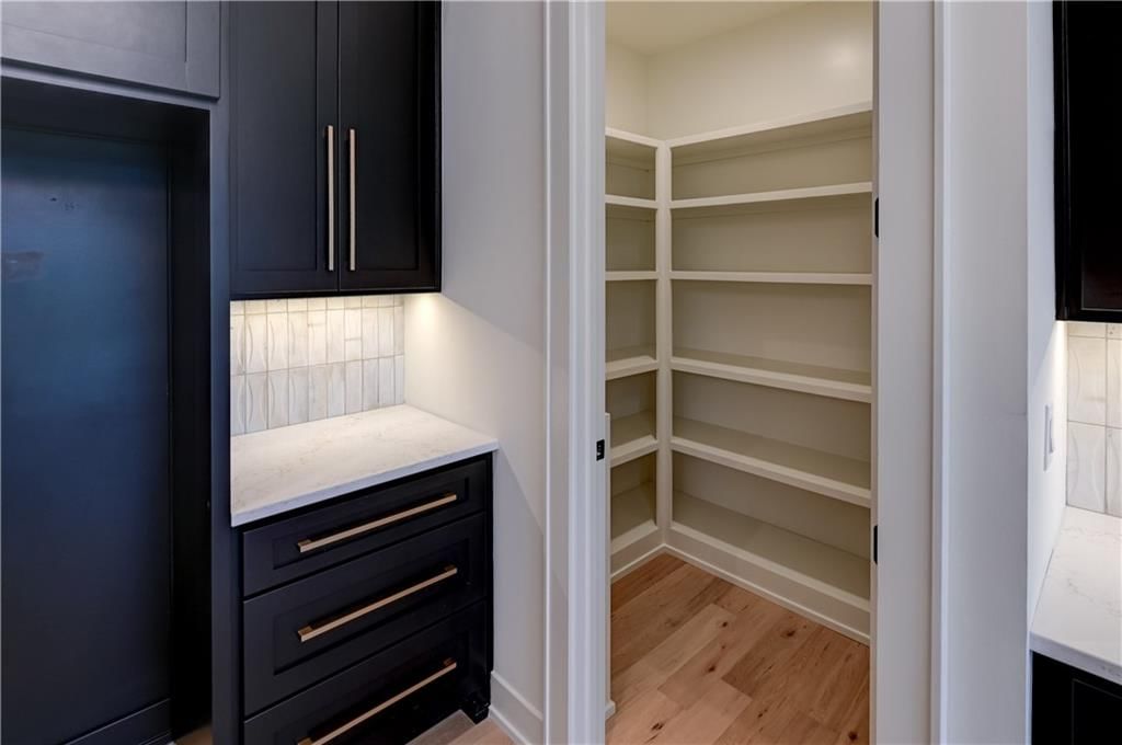 3903 W 84th Terrace — photo 31