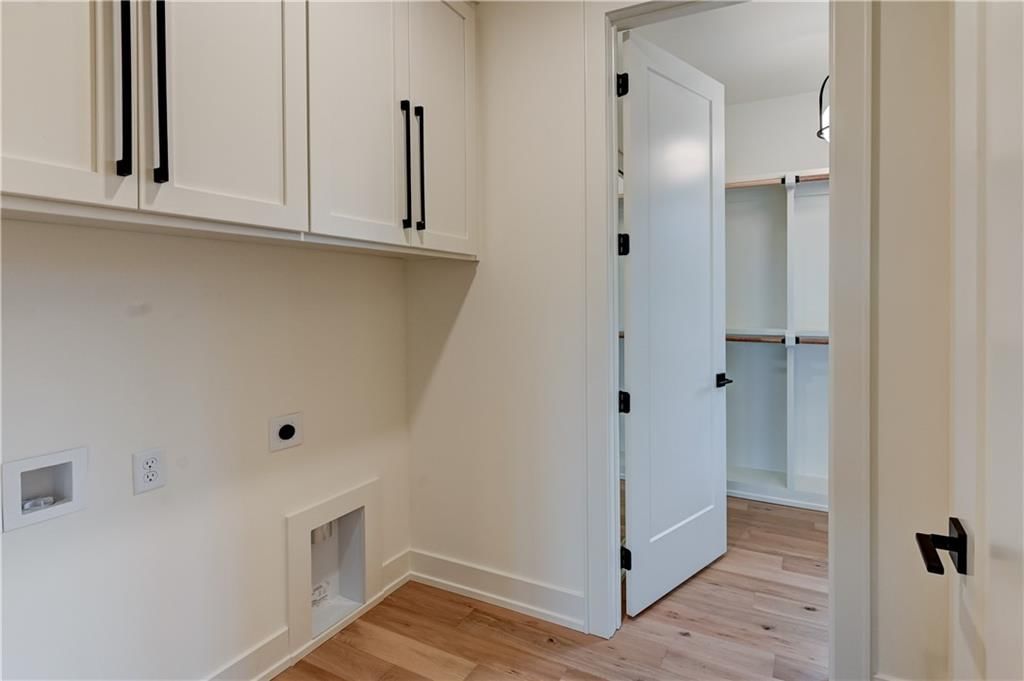 3903 W 84th Terrace — photo 46