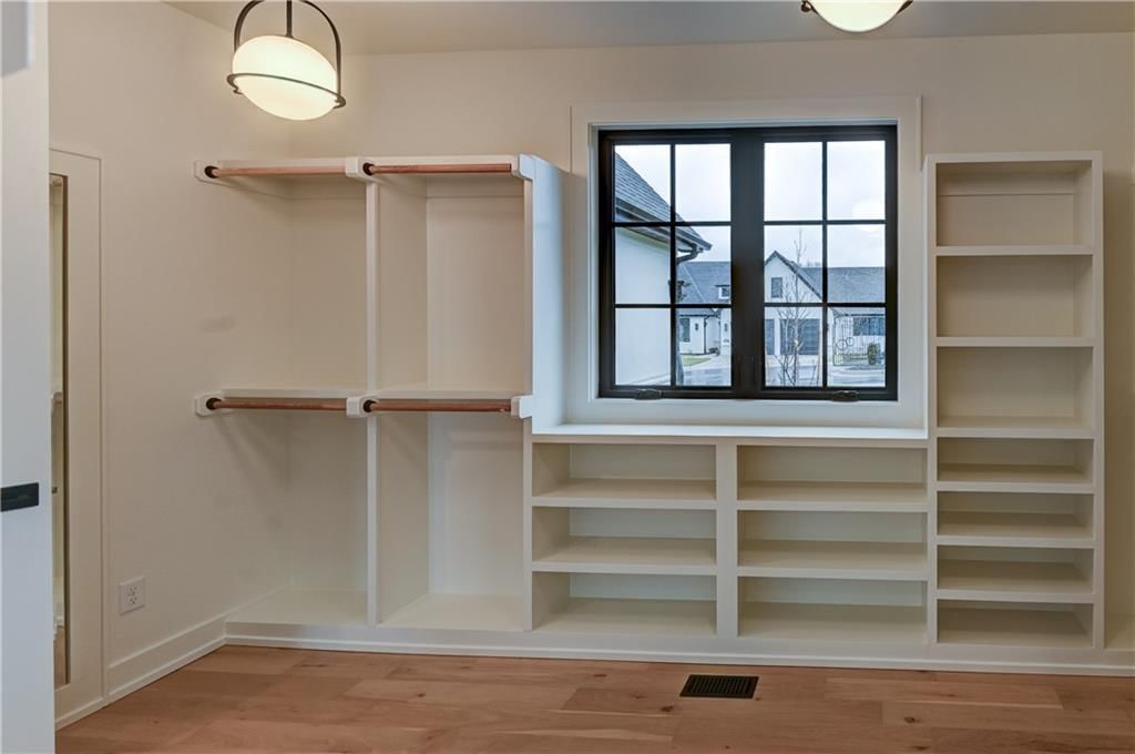 3903 W 84th Terrace — photo 53