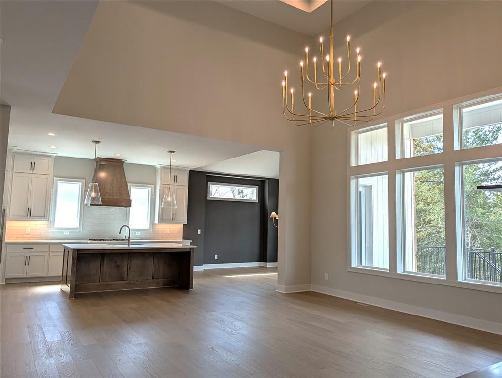 17008 Hayes Street — photo 6