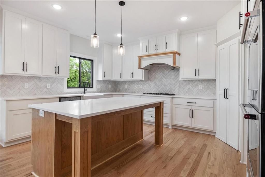 502 Blackhawke Drive — photo 9