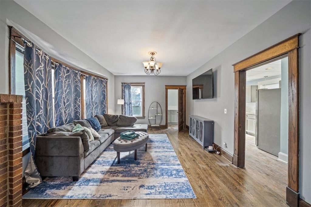 1225 W 40TH Street — photo 9