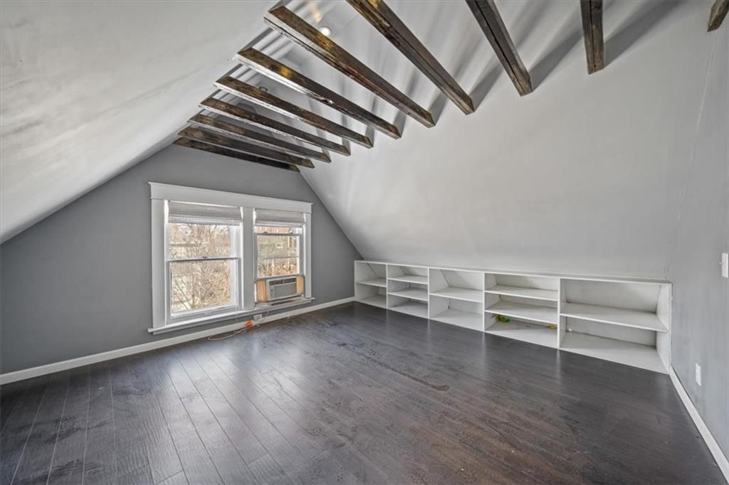 1225 W 40TH Street — photo 22