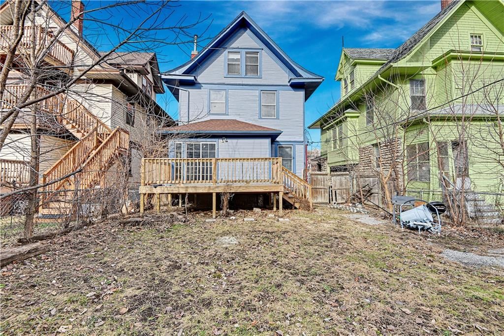 1225 W 40TH Street — photo 26