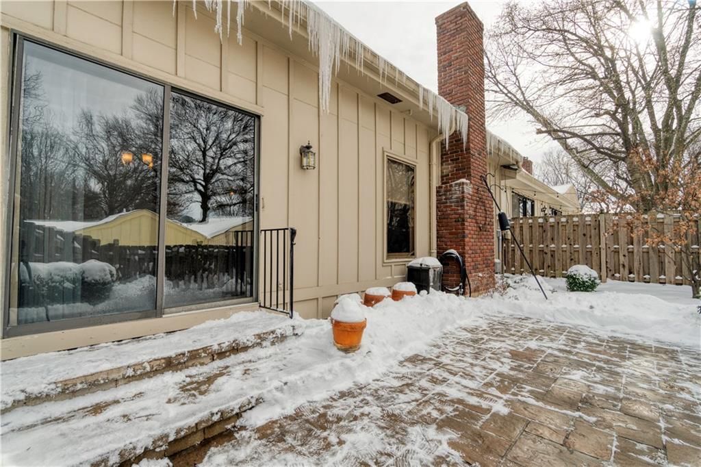 12884 Cambridge Circle — photo 34