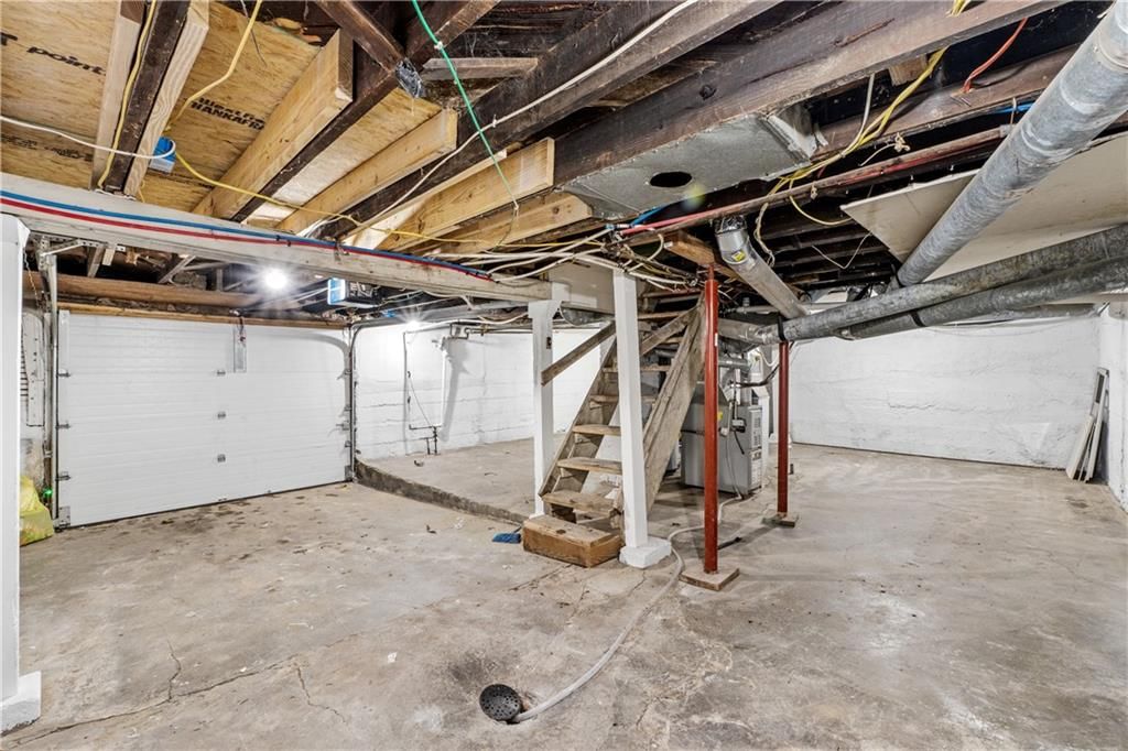 938 Waverly Avenue — photo 22