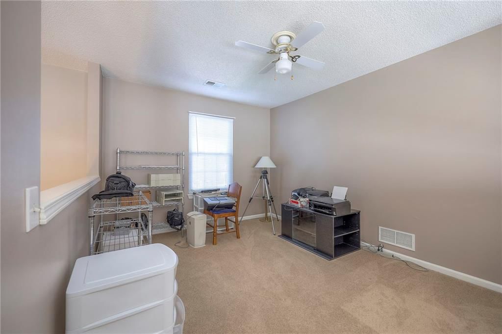 9209 N Holmes Court — photo 33