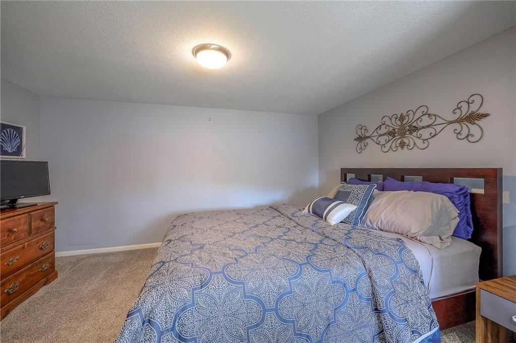 9209 N Holmes Court — photo 39