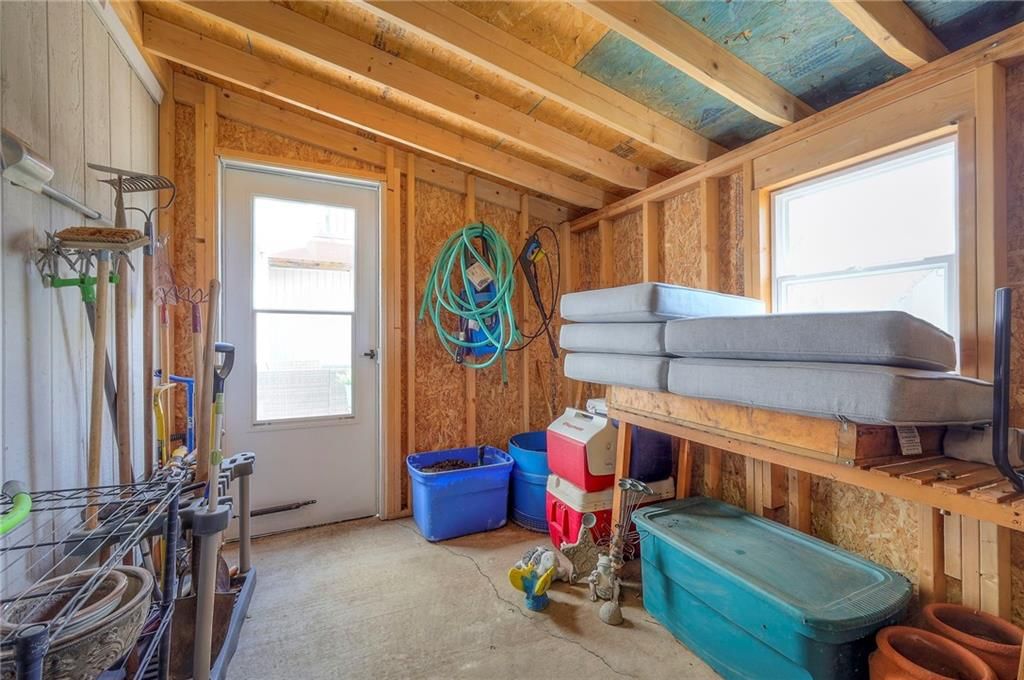 9209 N Holmes Court — photo 44
