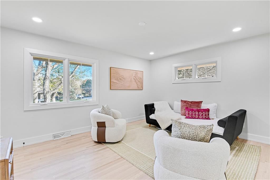 10318 Sagamore Lane — photo 30