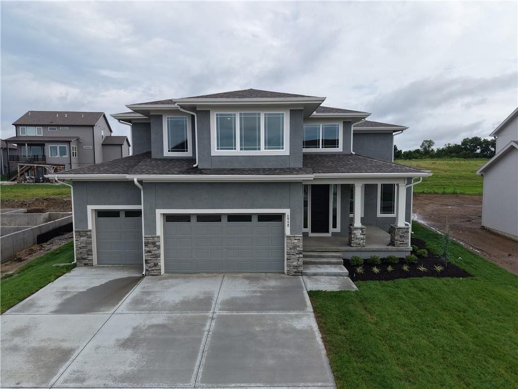 1712 SW Arbor Park Drive, Lee's Summit, MO