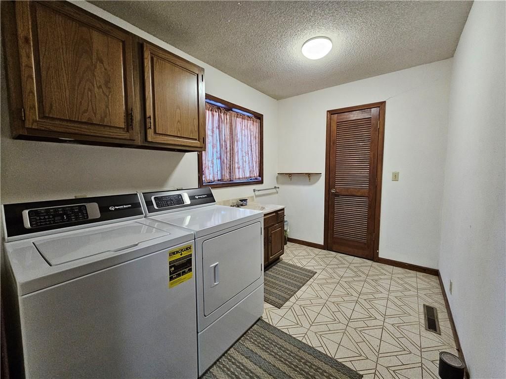 808 N Carbon Terrace — photo 7