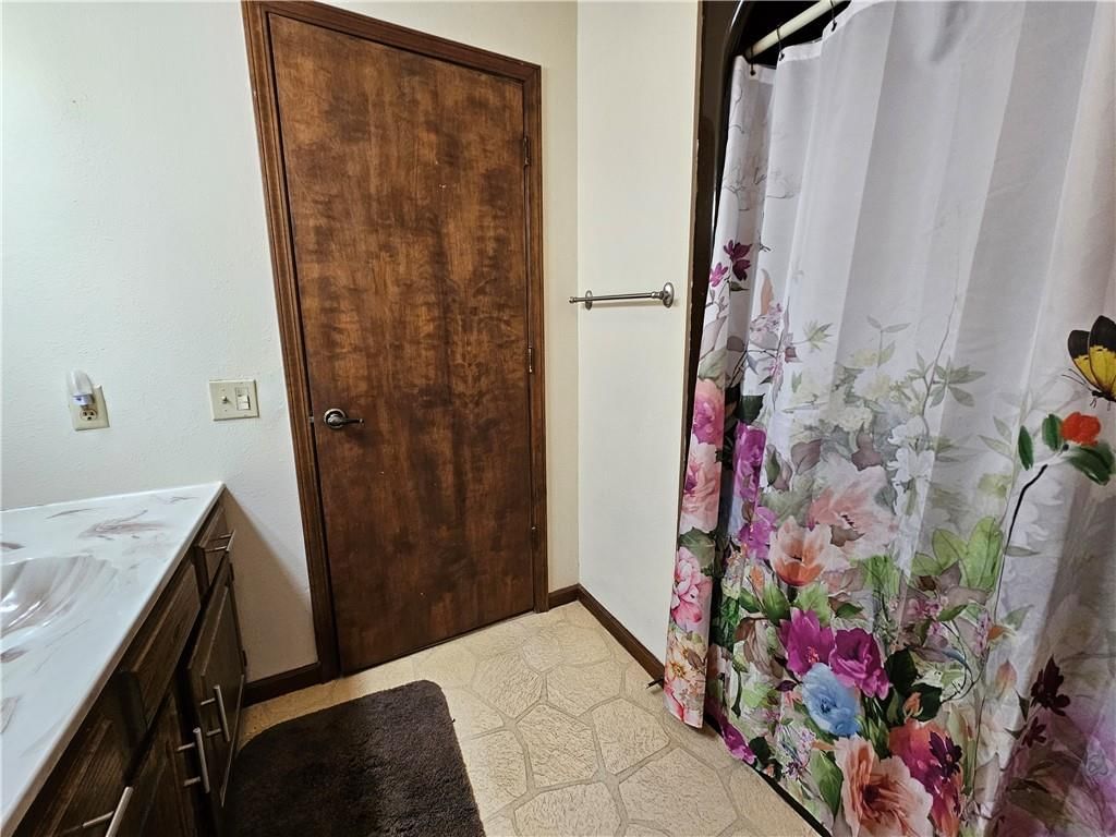 808 N Carbon Terrace — photo 12