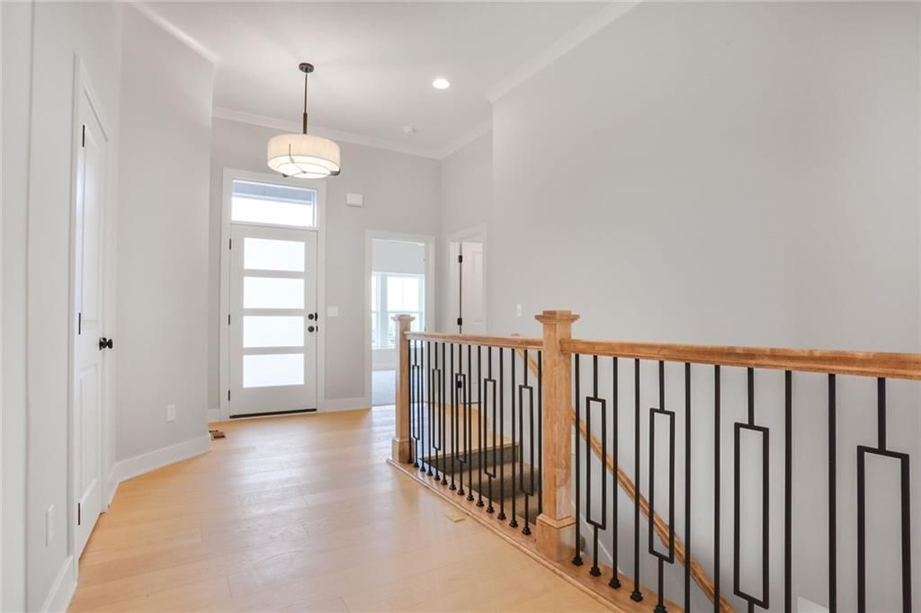 7050 NW Yulich Court — photo 2