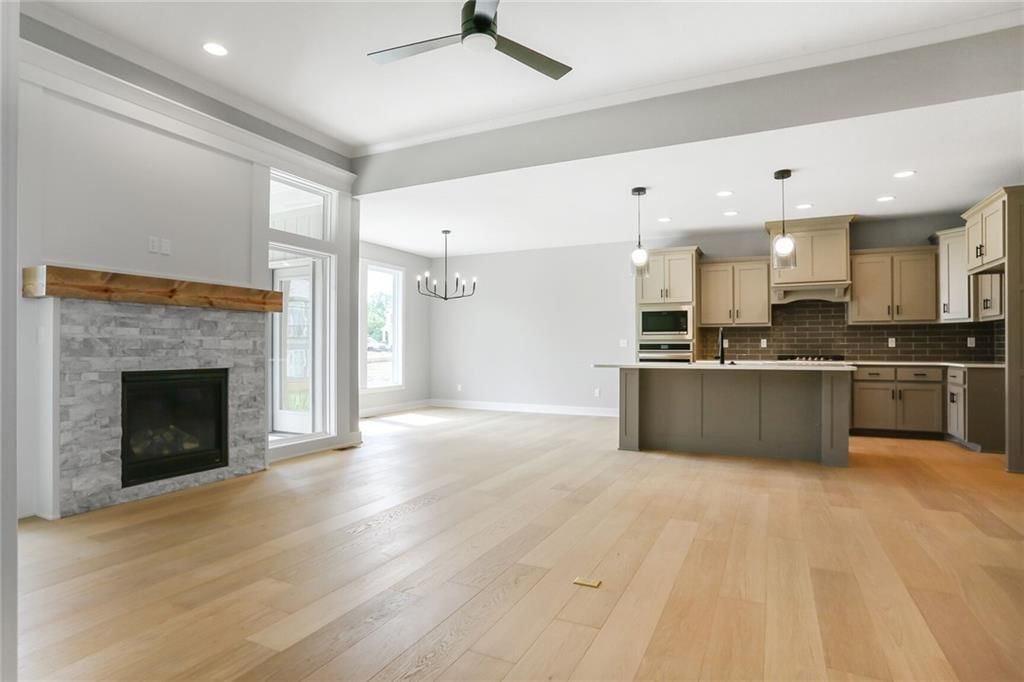 7050 NW Yulich Court — photo 8