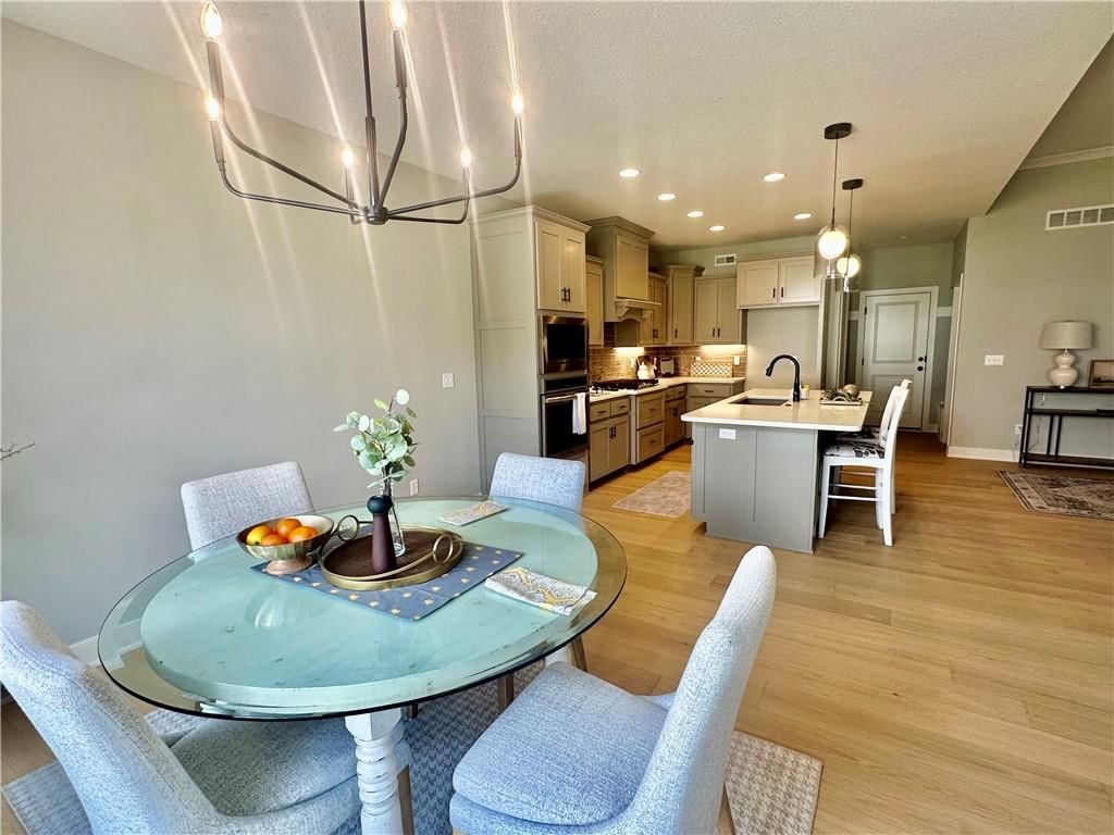 7050 NW Yulich Court — photo 12