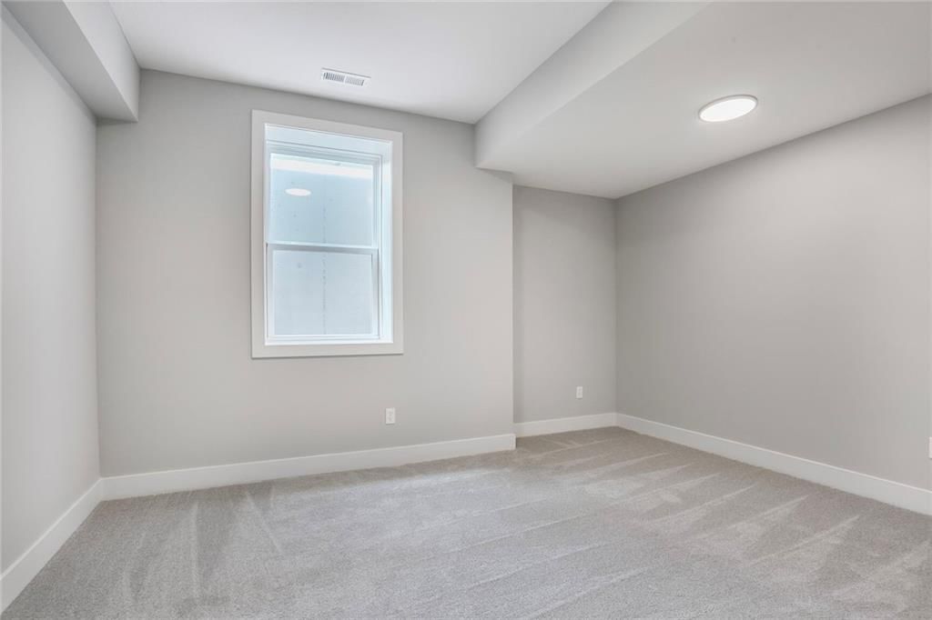 7050 NW Yulich Court — photo 25