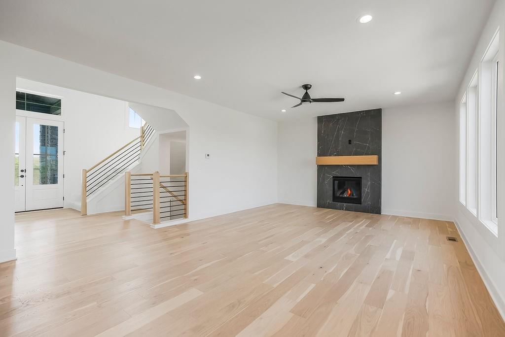 11468 S Violet Street — photo 7