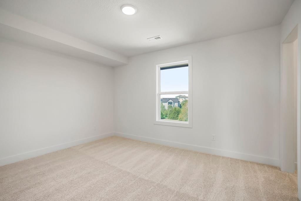 11468 S Violet Street — photo 35