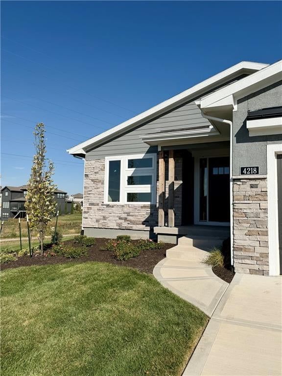 4218 W 158TH Terrace, Overland Park, KS: listing photo 3