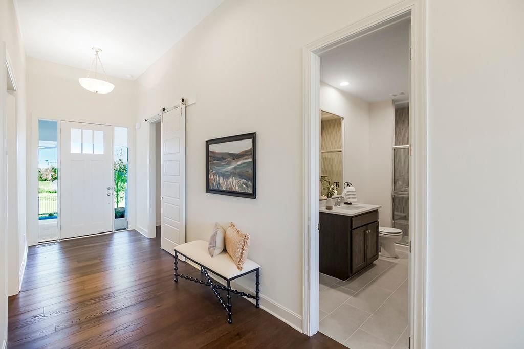 Photo 14 of 53 - 4214 W 158th Terrace