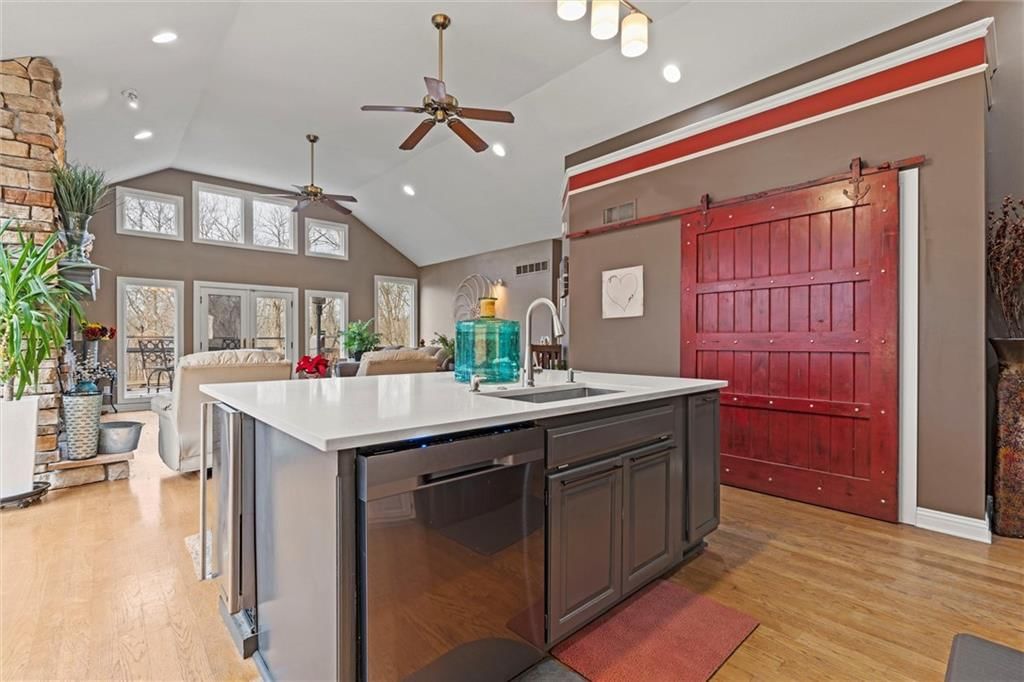 26296 Hospital Drive — photo 22