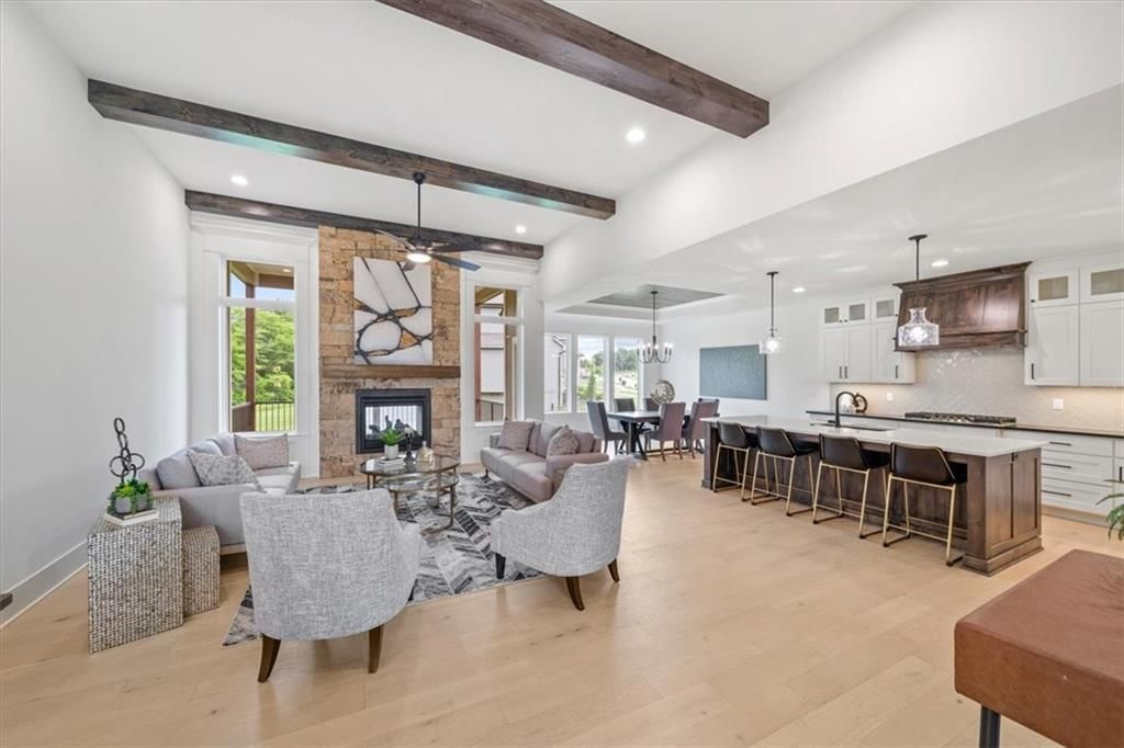 2202 SW Hook Farm Drive — photo 3