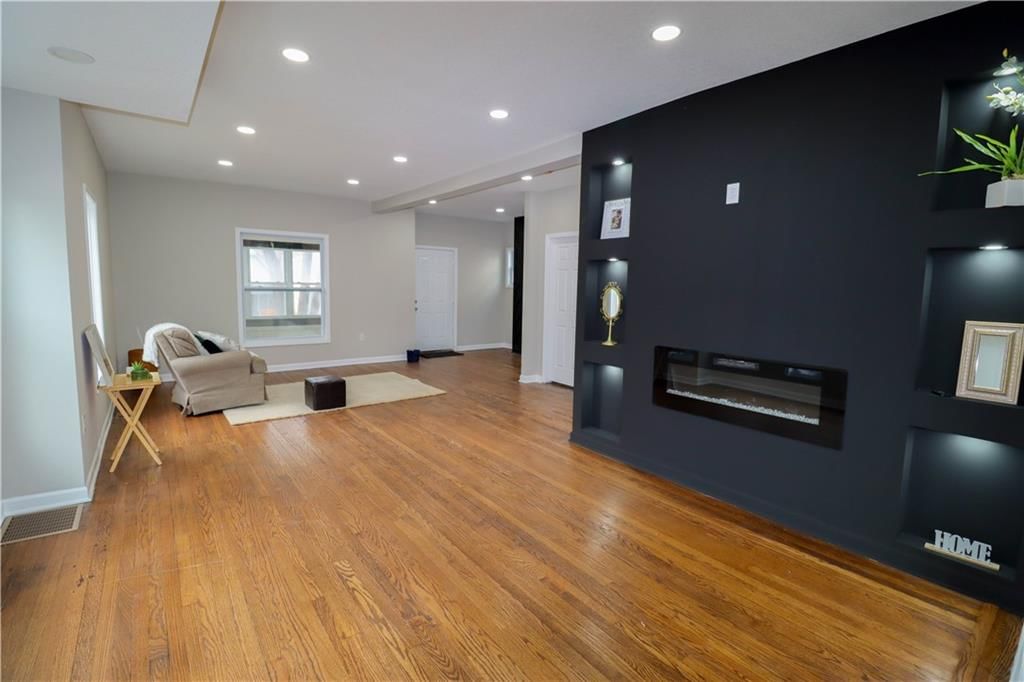 2049 N Tremont Street — photo 9