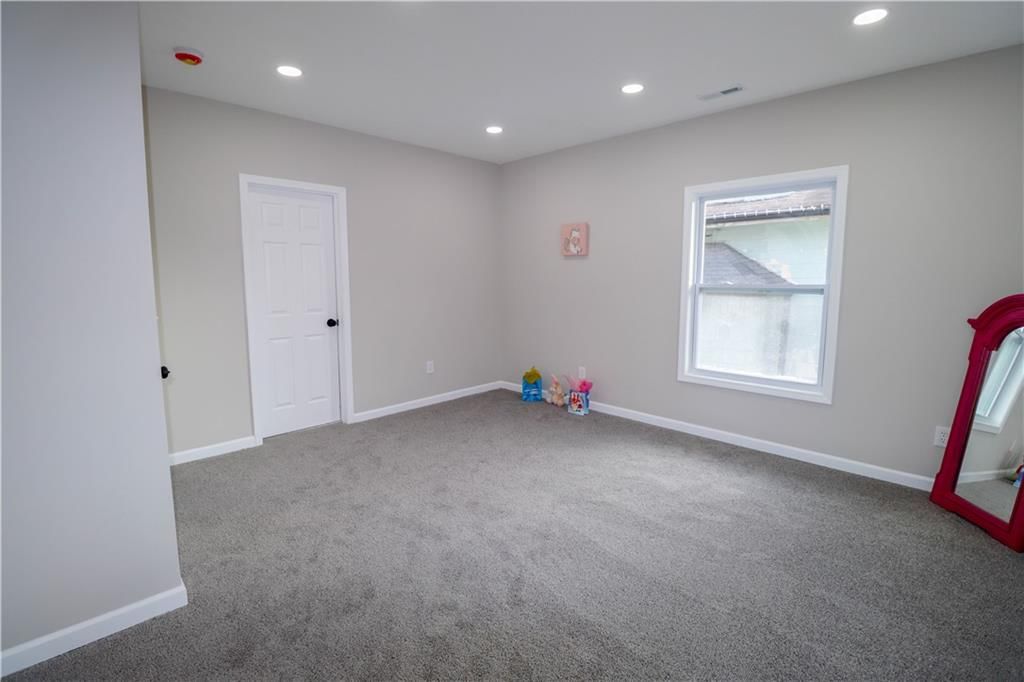 2049 N Tremont Street — photo 30