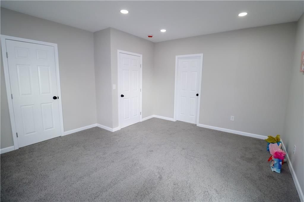 2049 N Tremont Street — photo 31