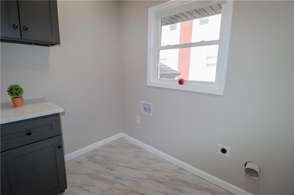 2049 N Tremont Street — photo 42