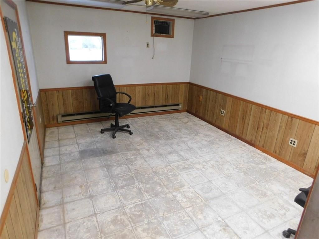 825 E Atkinson Avenue — photo 4
