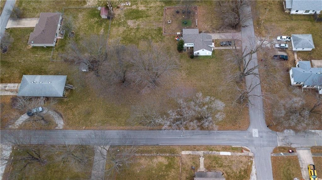 210 SW 7th Street — photo 5