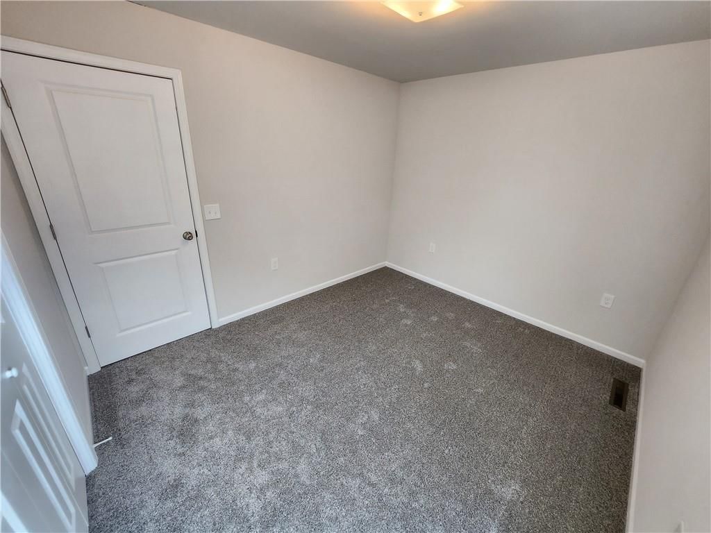 131 McCartney Lane — photo 13