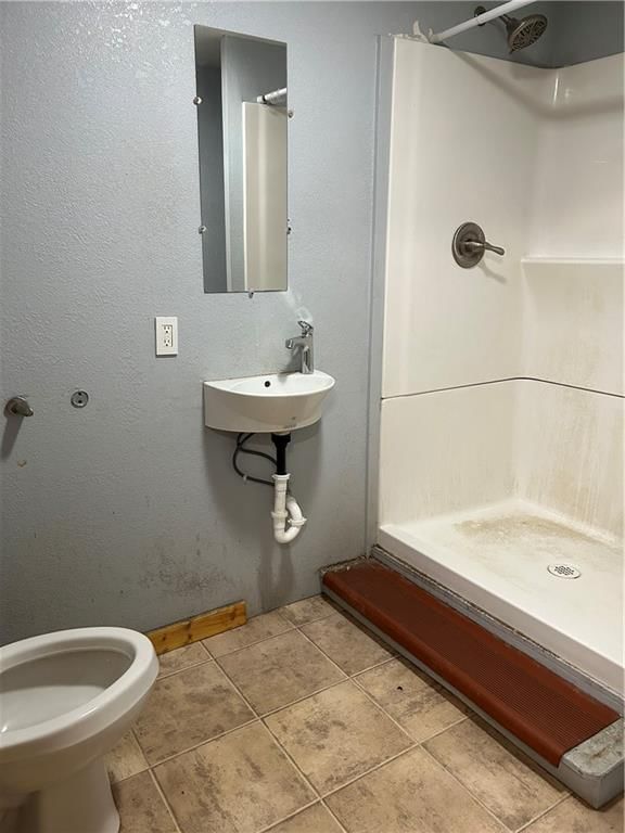 1201 N Alanthus Highway — photo 10