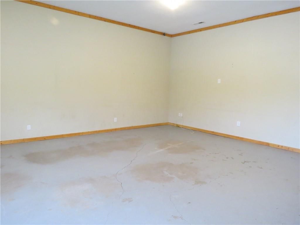 1201 N Alanthus Highway — photo 12