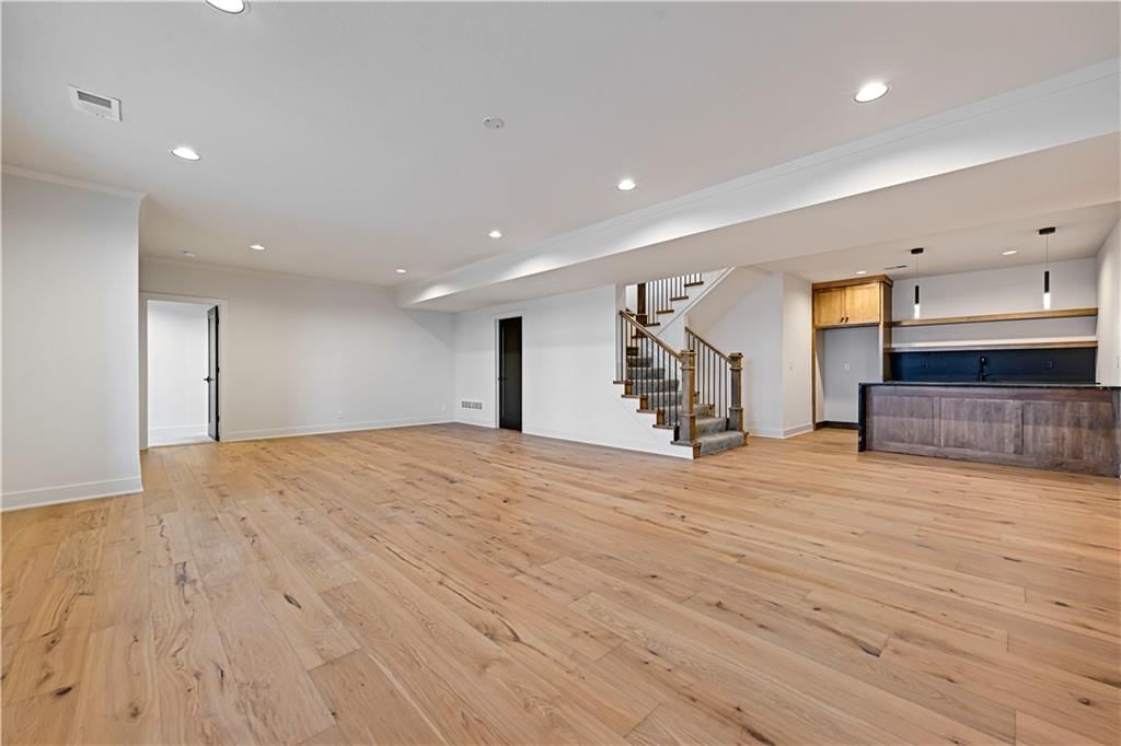 17017 Parkhill Street — photo 34