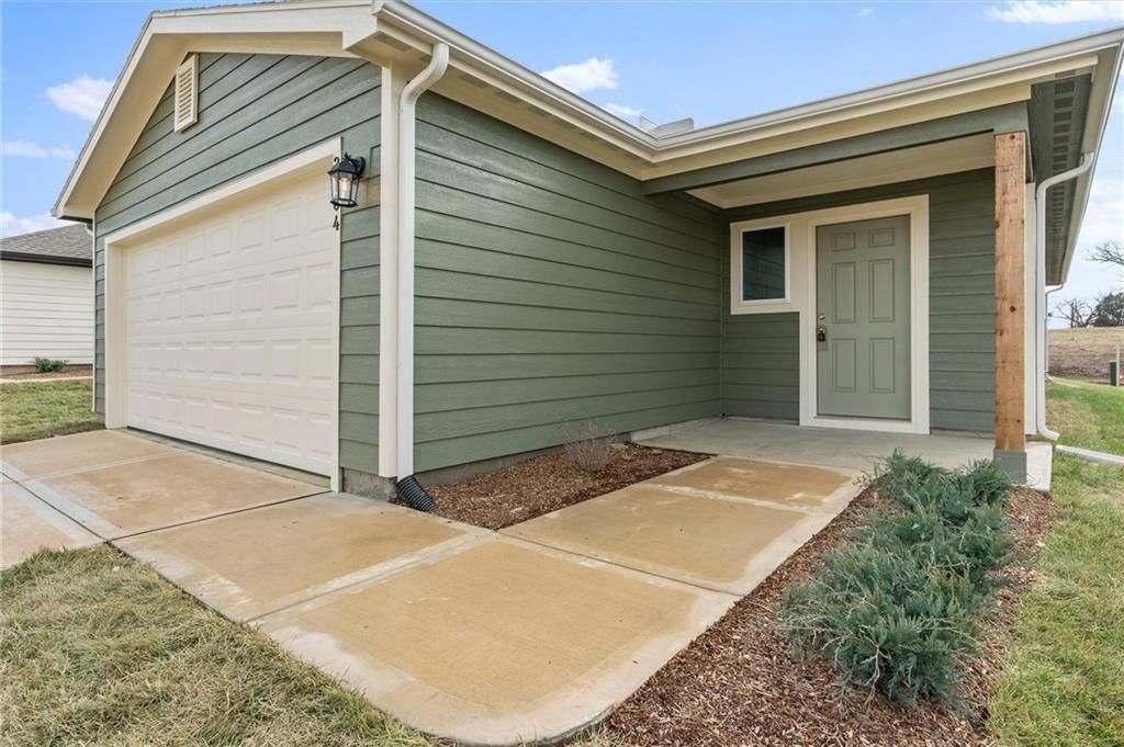 2164 Woodfield Drive — photo 5