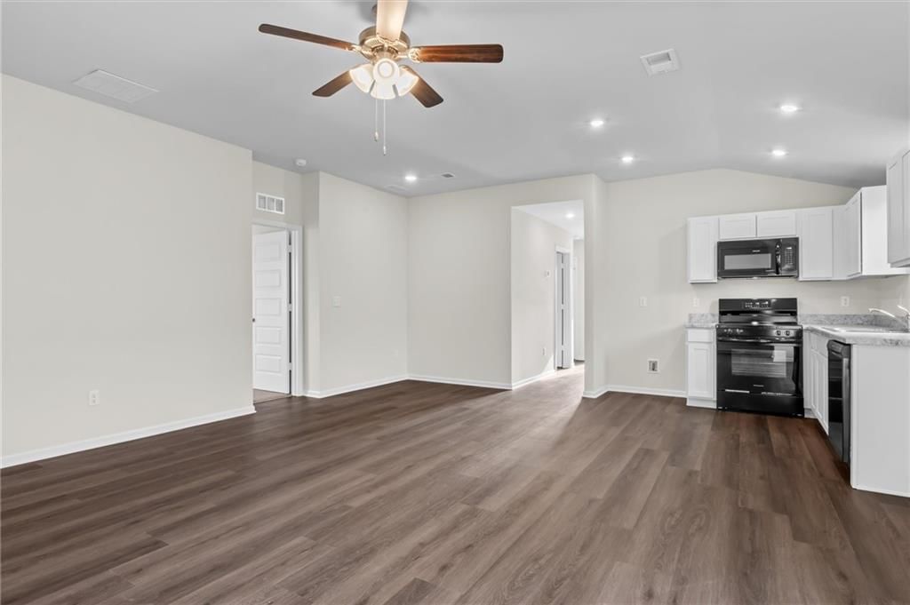 2164 Woodfield Drive — photo 6