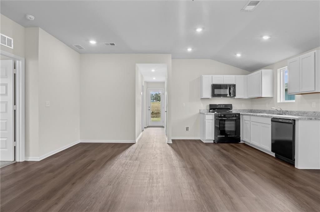 2164 Woodfield Drive — photo 7