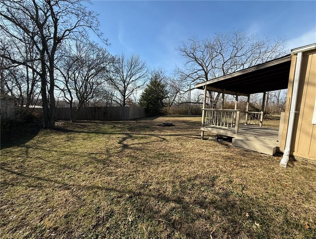 124 N Peck Drive — photo 8