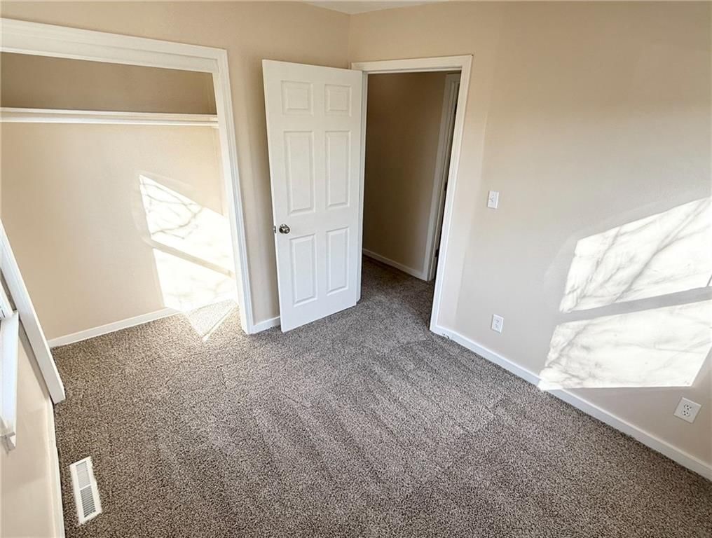 124 N Peck Drive — photo 12
