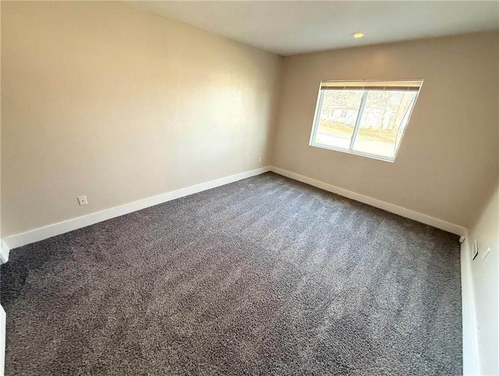 124 N Peck Drive — photo 21